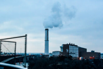 The smokestack of the Wheelabrator Incinerator in Baltimore. Credit: Eva Claire Hambach/AFP via Getty Images